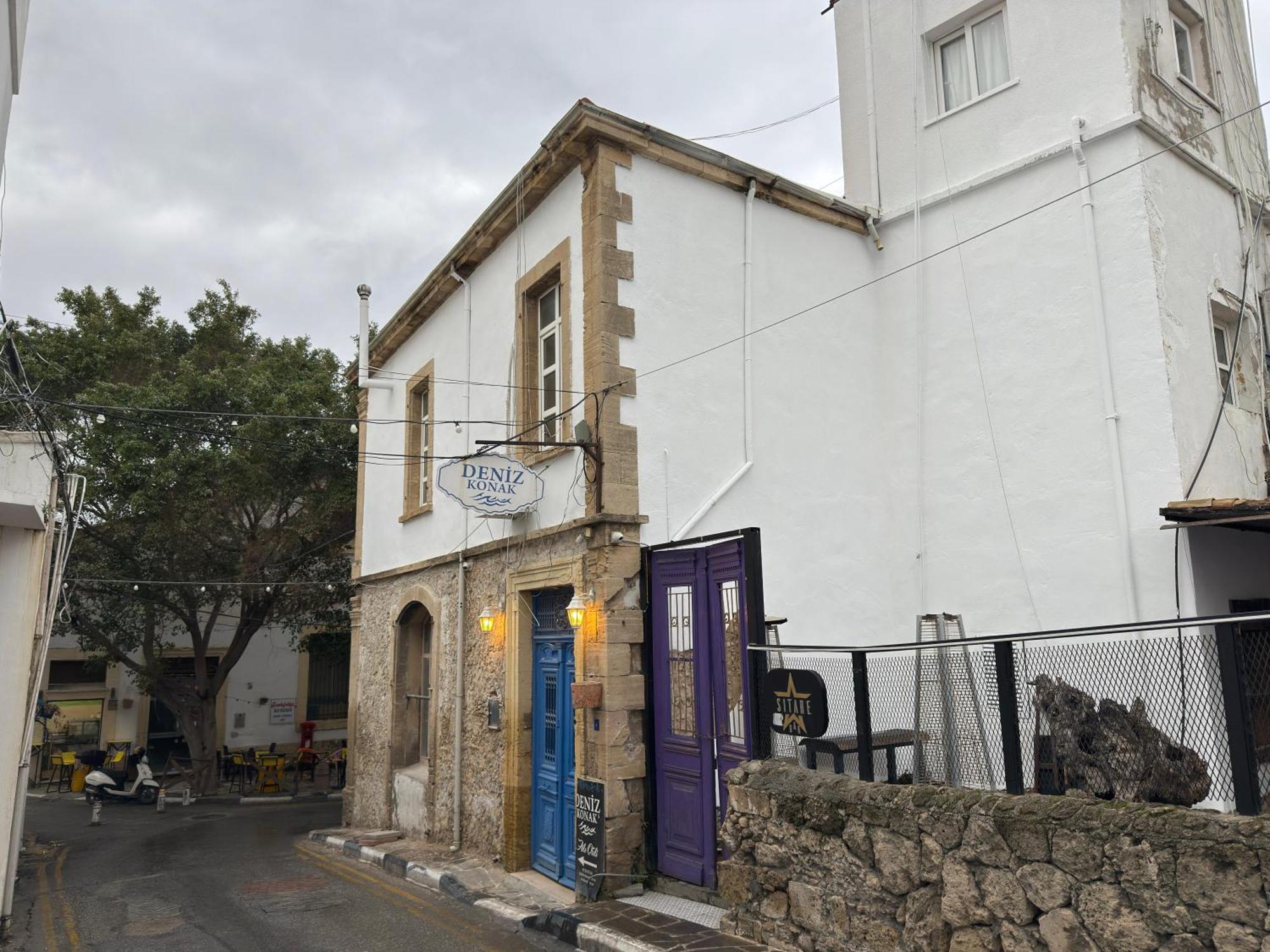 Deniz Konak Boutique Hotel Kyrenia  Exterior photo