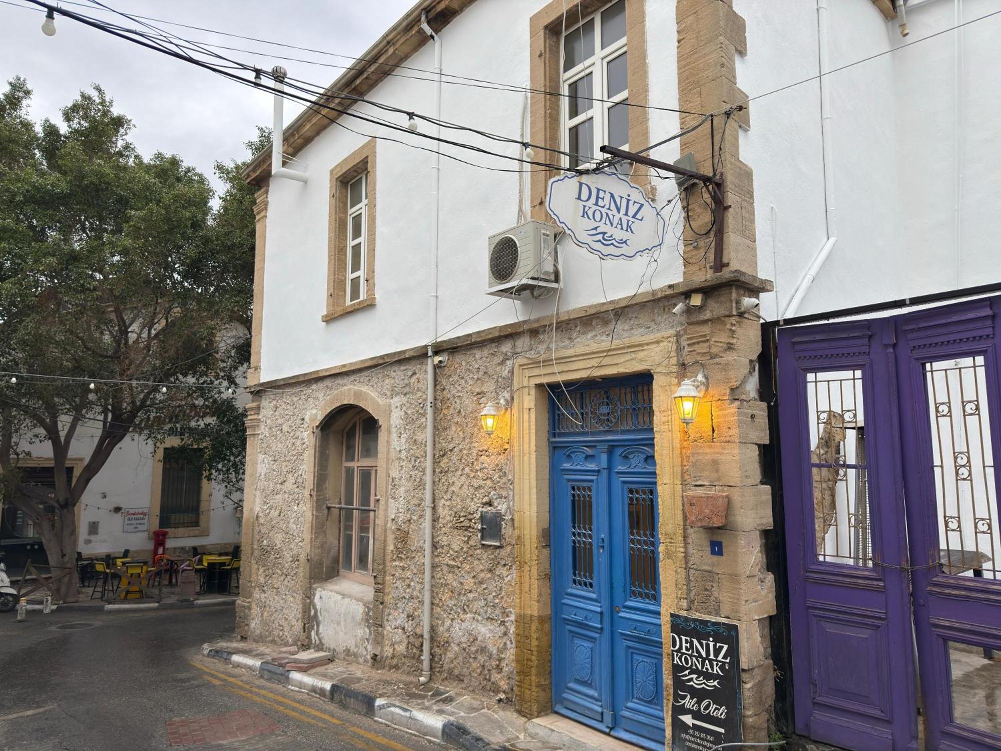 Deniz Konak Boutique Hotel Kyrenia  Exterior photo