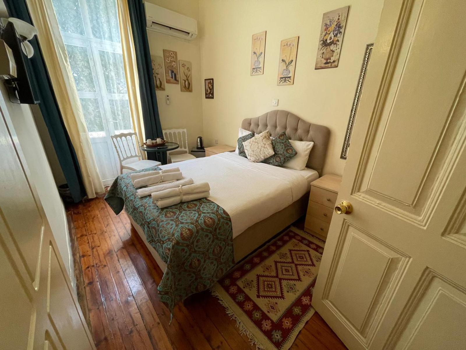 Deniz Konak Boutique Hotel Kyrenia  Exterior photo